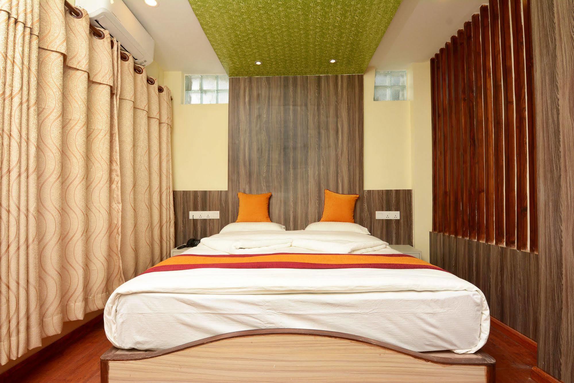 Maya Boutique Hotel Kathmandu Exterior photo